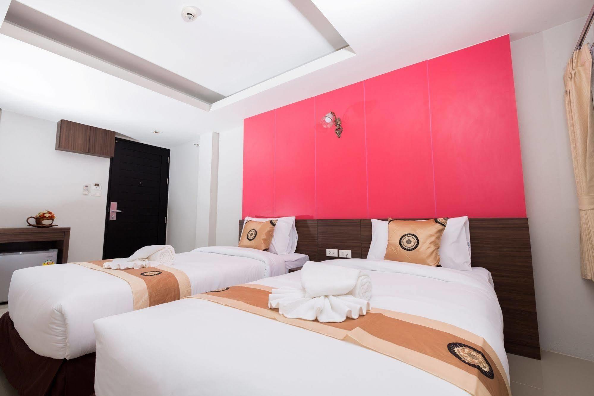 Euro Luxury Pavillion Pratunam Бангкок Экстерьер фото