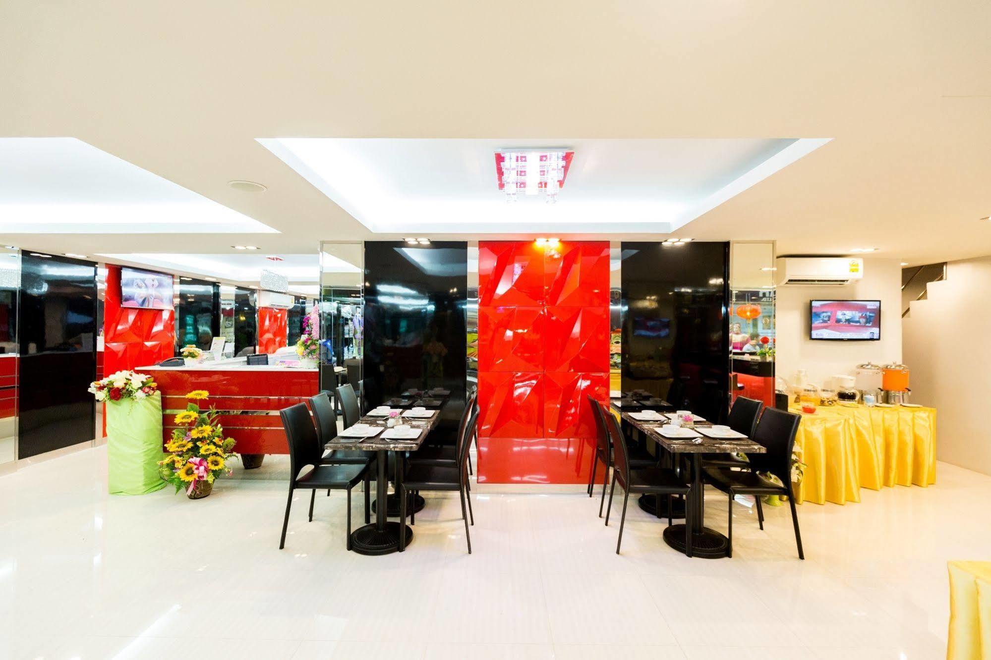 Euro Luxury Pavillion Pratunam Бангкок Экстерьер фото