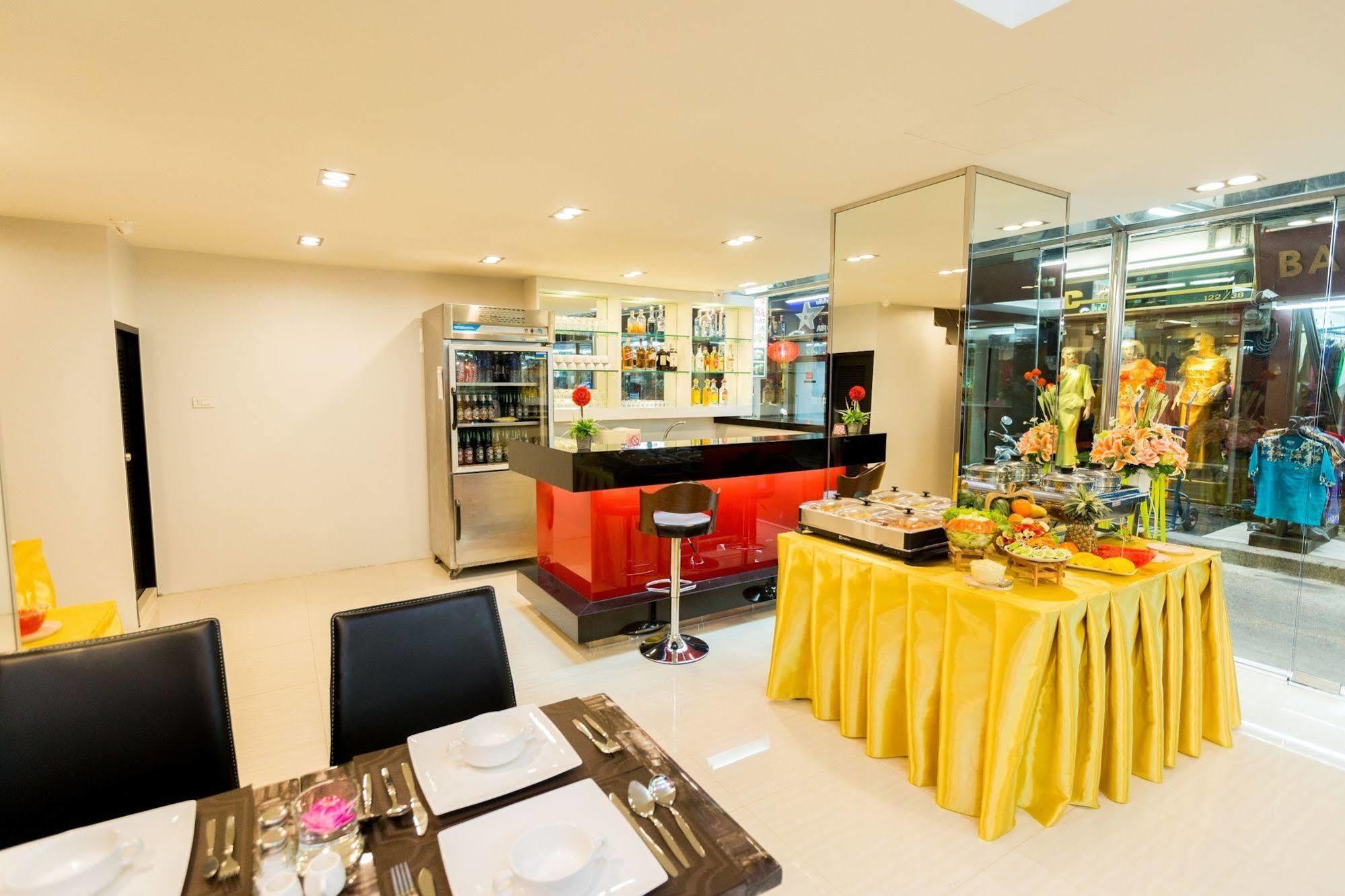 Euro Luxury Pavillion Pratunam Бангкок Экстерьер фото